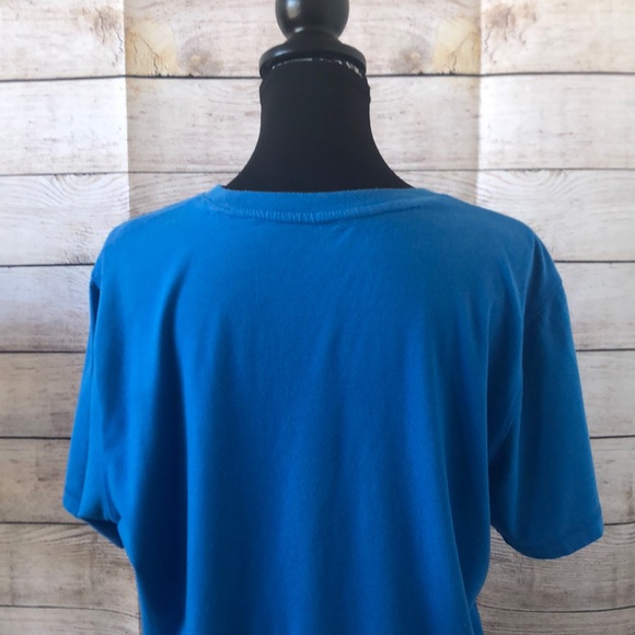 Aeropostale T-Shirt - Picture 2 of 4